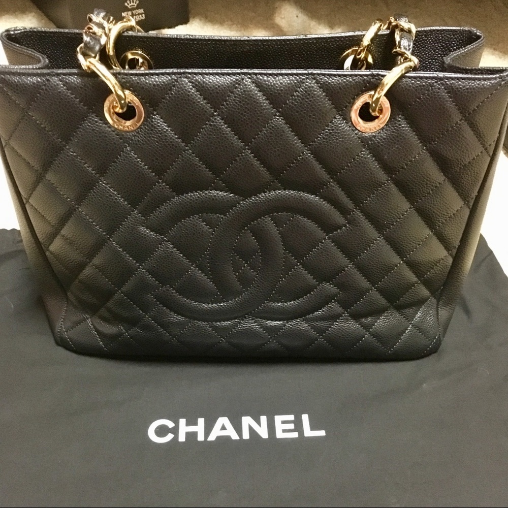 Classic Chanel Large Shopper